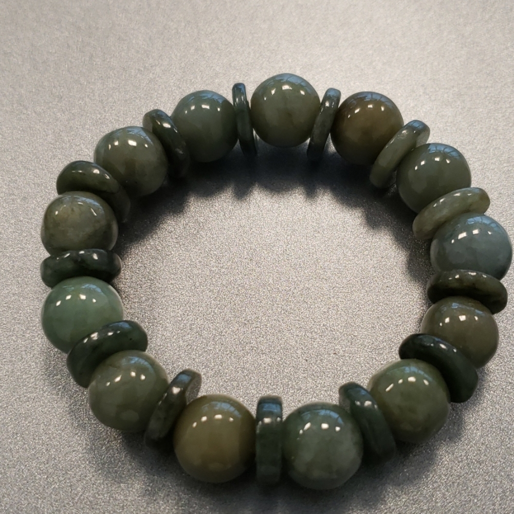 Canadian Top Grade Nephrite Polar Jade Bracelet